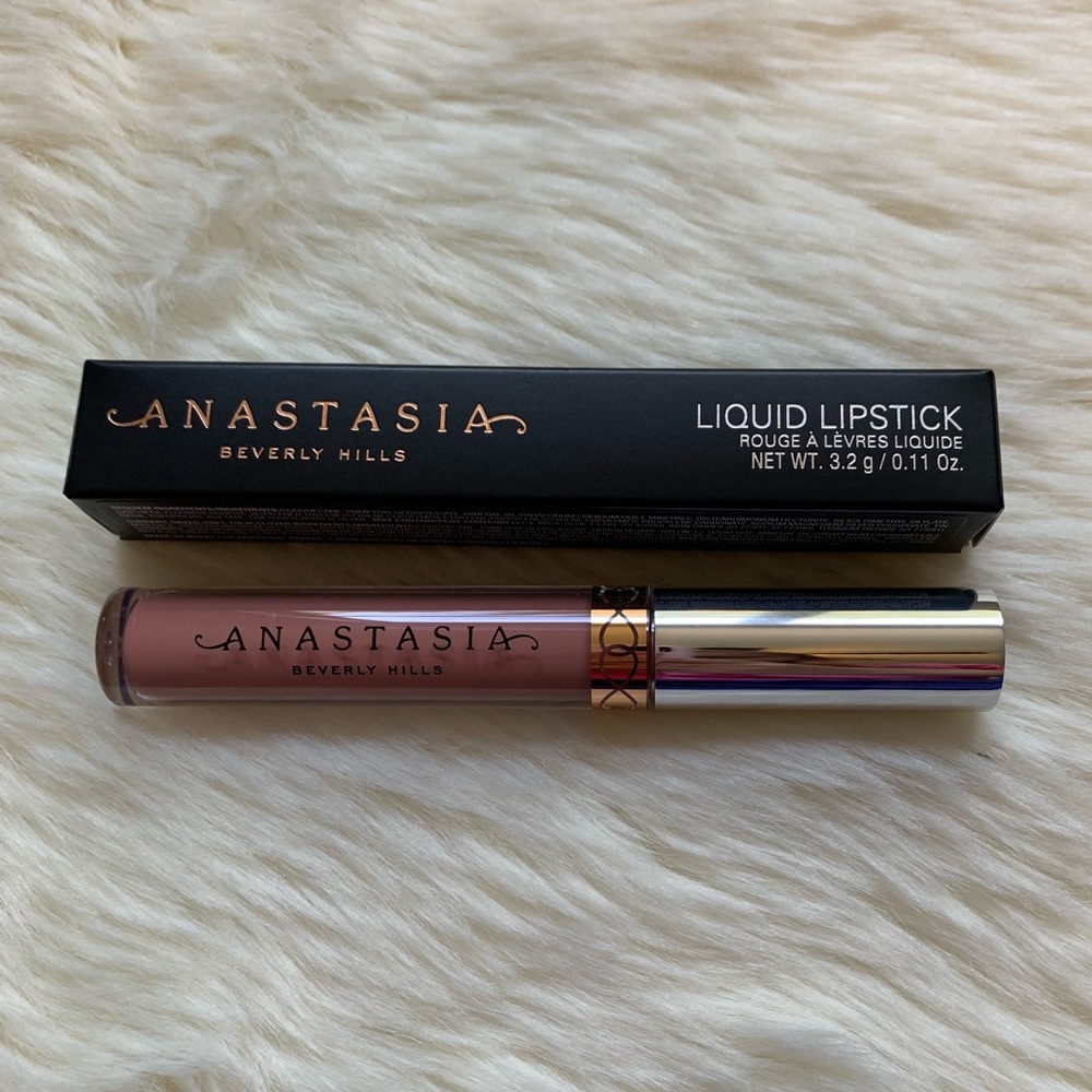 Anastasia Beverly Hills Liquid Lipstick “Crush”